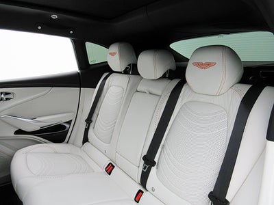2023 Aston Martin DBX 707