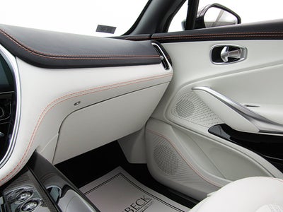 2023 Aston Martin DBX 707
