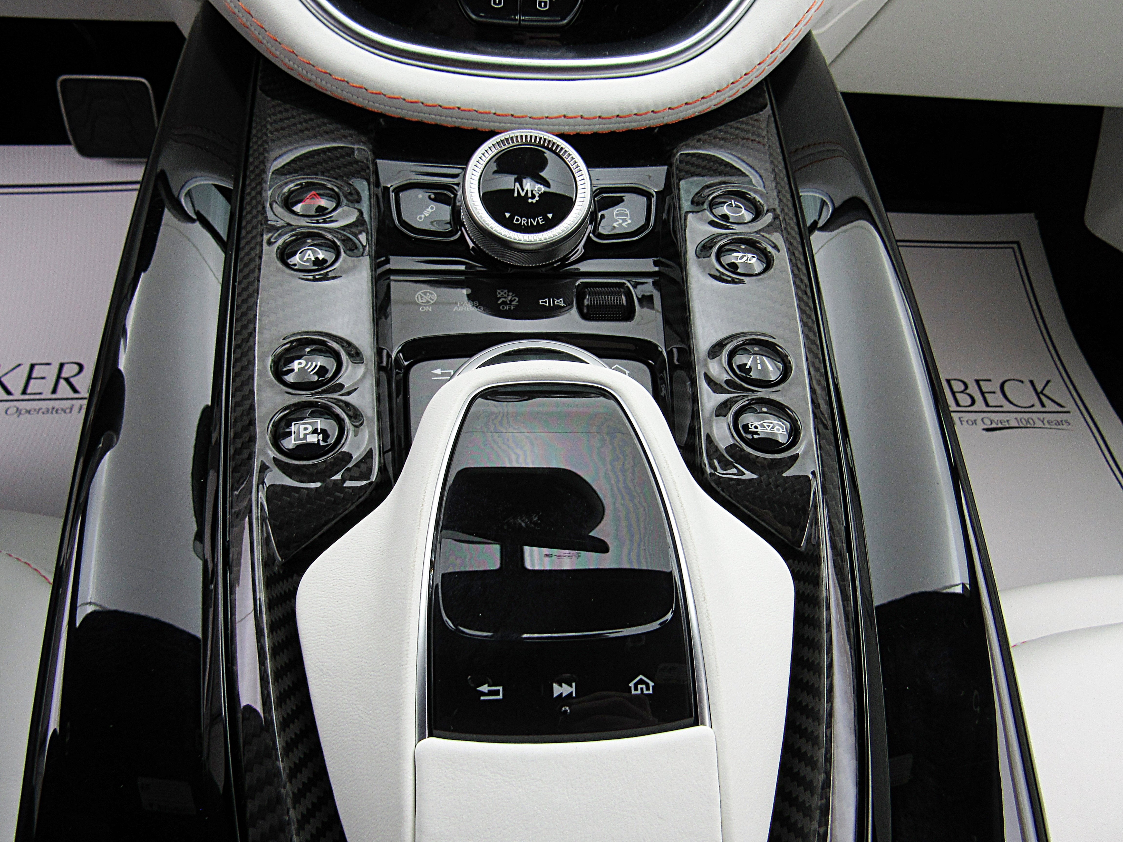 2023 Aston Martin DBX 707