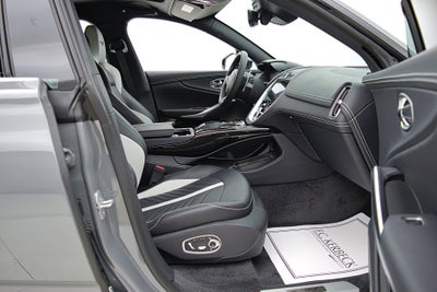 2023 Aston Martin DBX 707