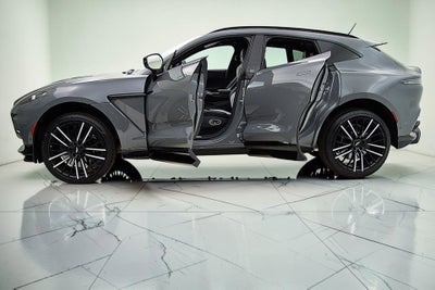 2023 Aston Martin DBX 707