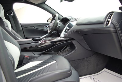 2023 Aston Martin DBX 707
