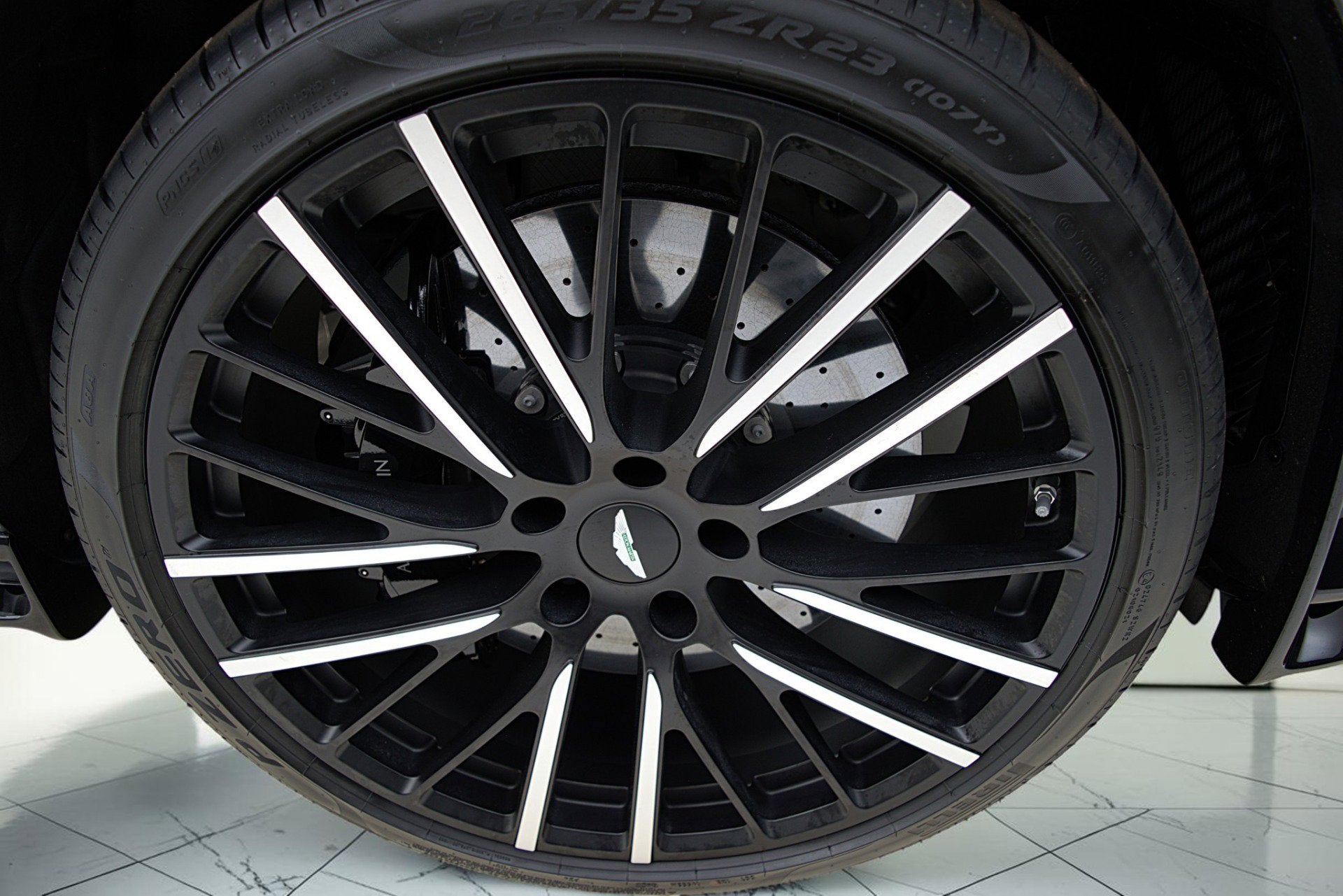 2023 Aston Martin DBX 707