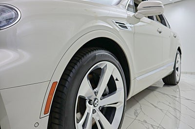 2024 Bentley Bentayga Hybrid V6/LEASE OPTIONS AVAILABLE