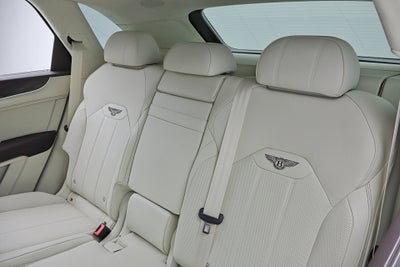 2024 Bentley Bentayga Hybrid V6/LEASE OPTIONS AVAILABLE