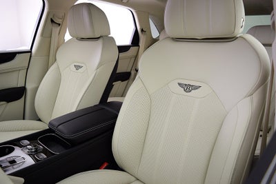 2023 Bentley Bentayga Hybrid V6/LEASE OPTIONS AVAILABLE