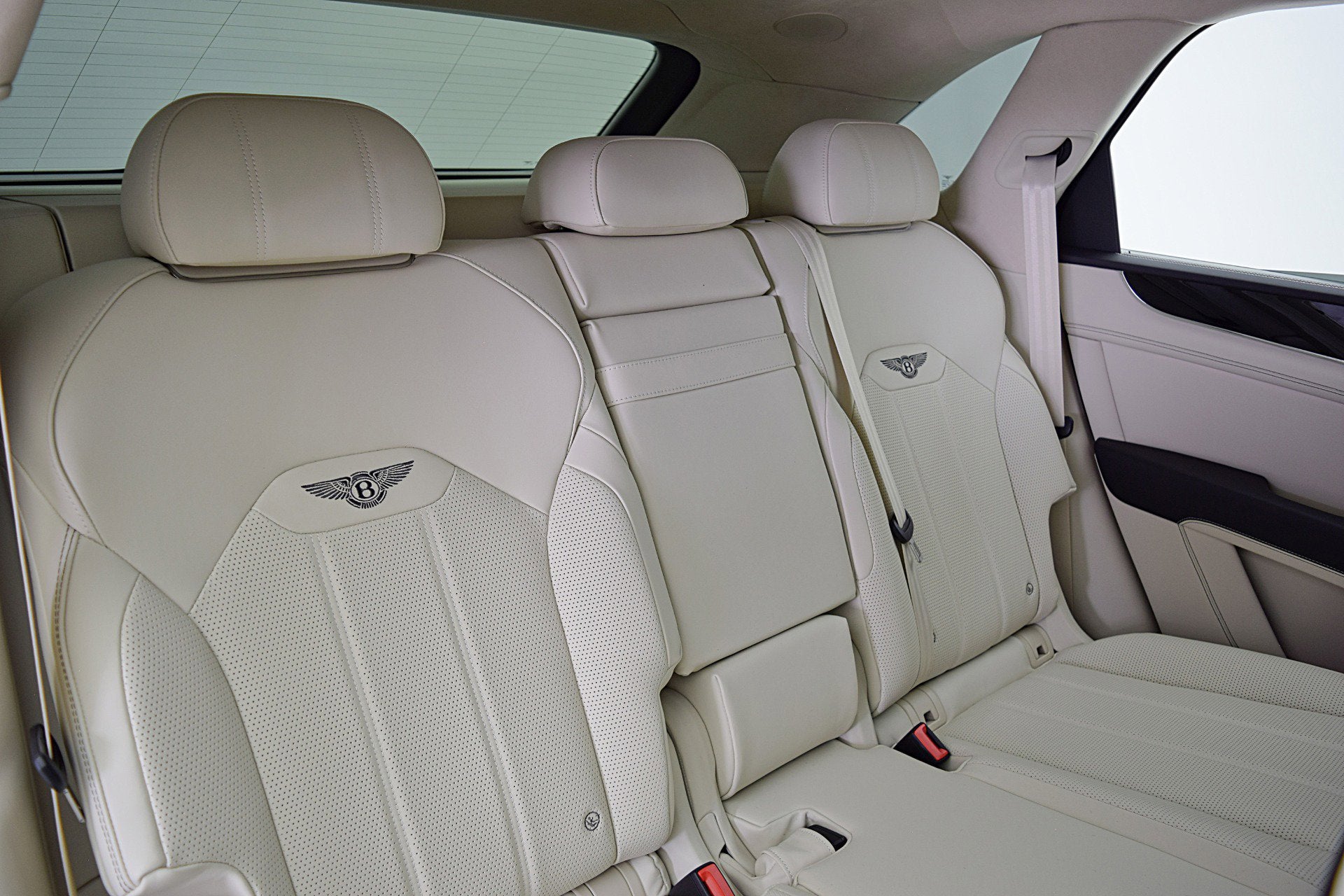2023 Bentley Bentayga Hybrid V6/LEASE OPTIONS AVAILABLE