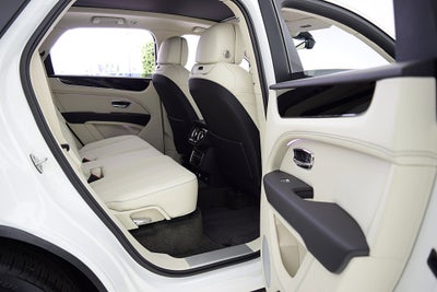 2023 Bentley Bentayga Hybrid V6/LEASE OPTIONS AVAILABLE