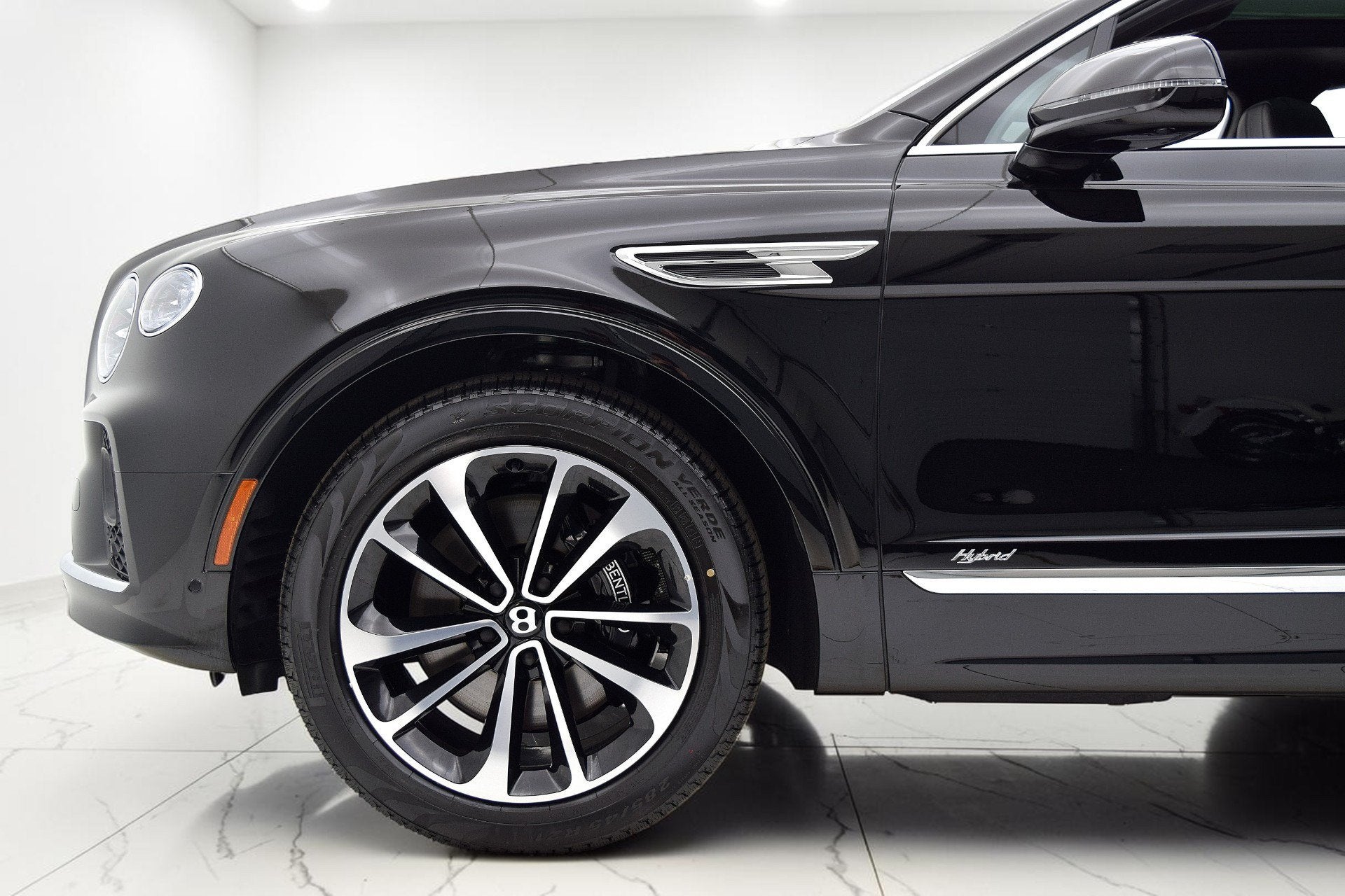 2021 Bentley Bentayga Hybrid