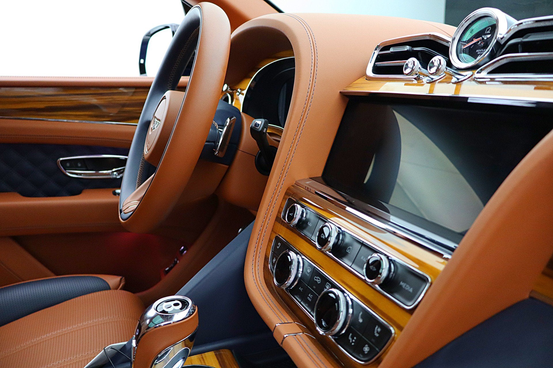 2022 Bentley Bentayga S V8