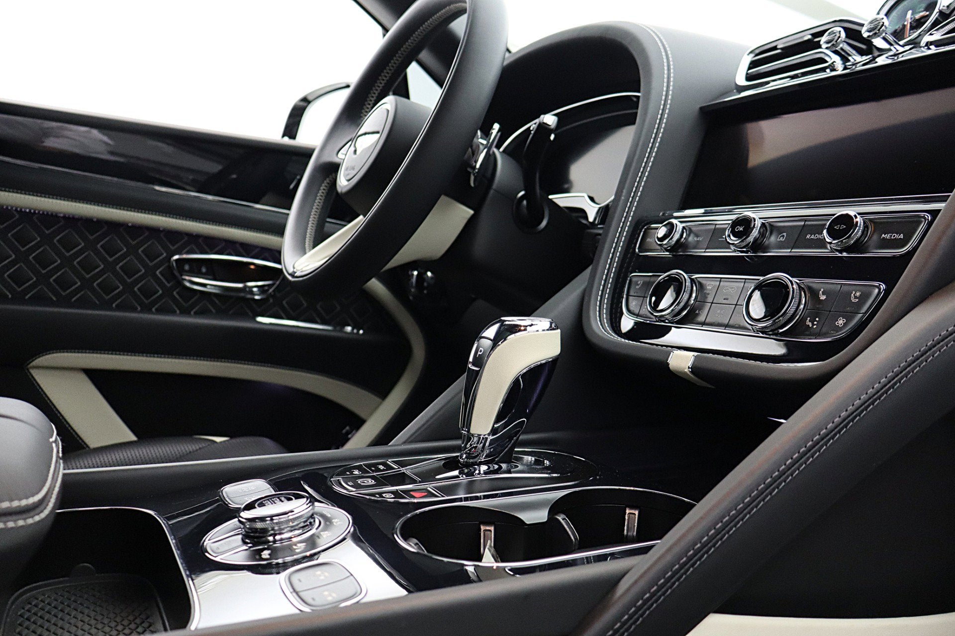 2023 Bentley Bentayga Edition 12 Speed/LEASE OPTIONS AVAILABLE