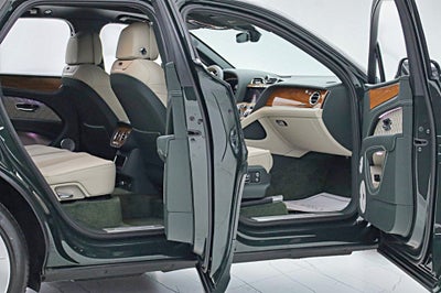 2023 Bentley Bentayga Azure V8