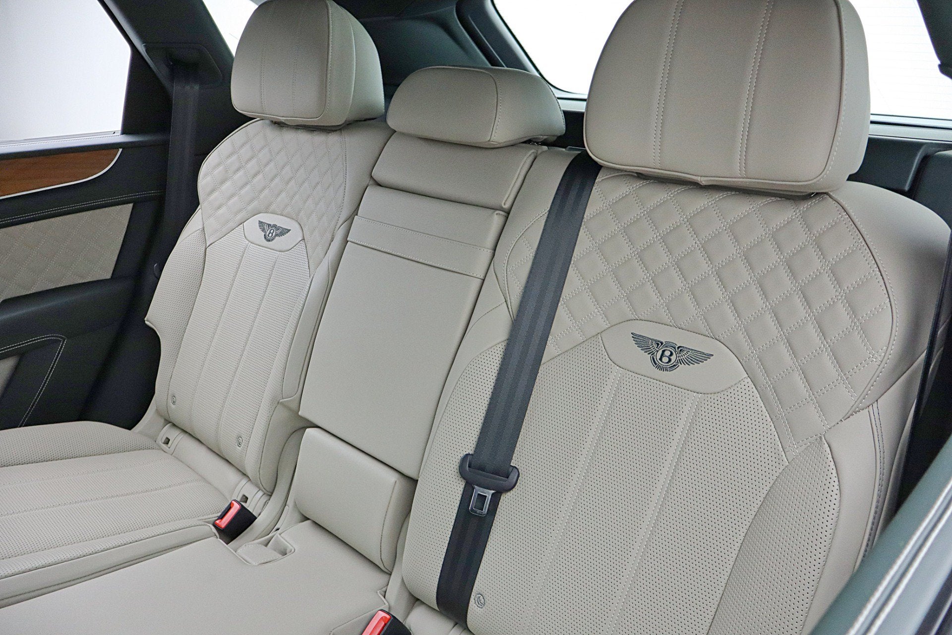 2023 Bentley Bentayga Azure V8