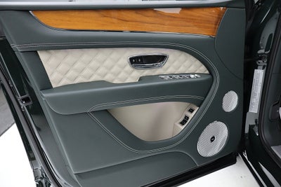2023 Bentley Bentayga Azure V8