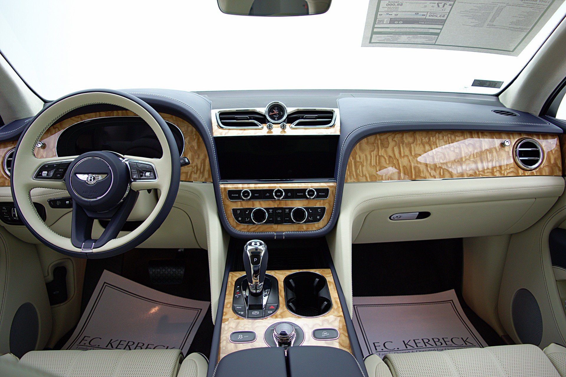 2023 Bentley Bentayga V8/LEASE OPTIONS AVAILABLE