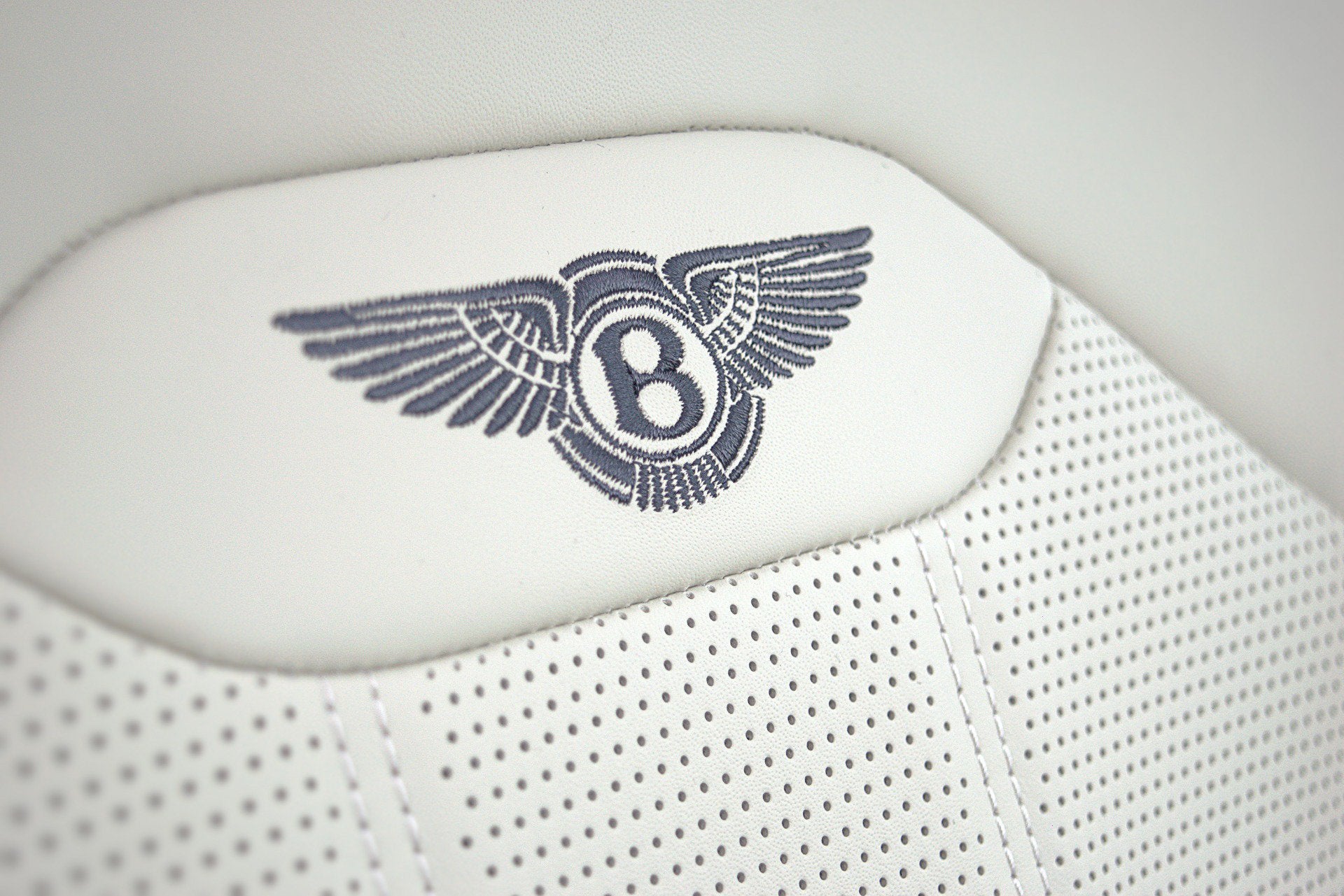 2023 Bentley Bentayga V8/LEASE OPTIONS AVAILABLE