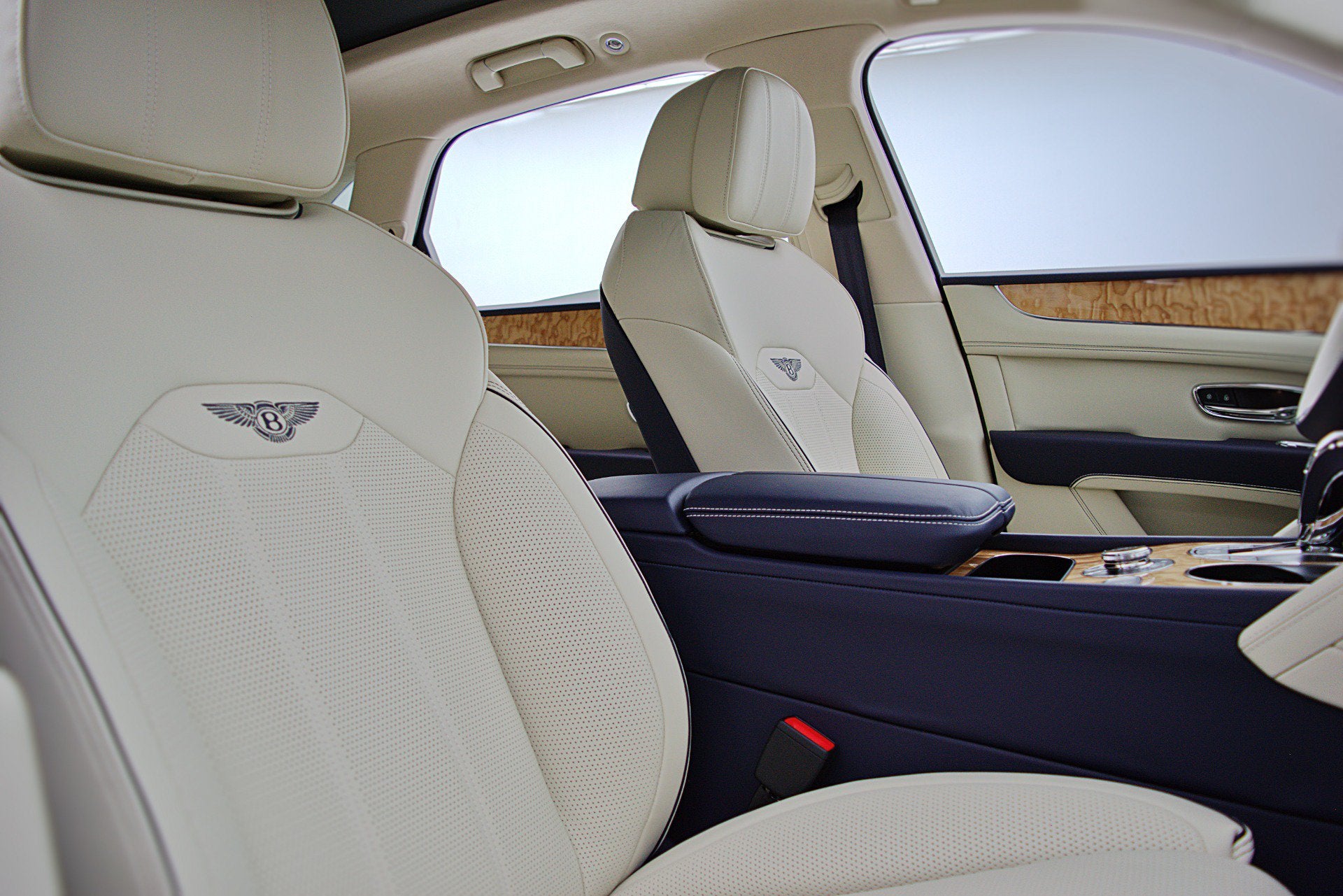 2023 Bentley Bentayga V8/LEASE OPTIONS AVAILABLE