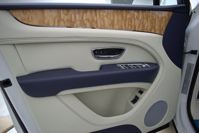 2023 Bentley Bentayga V8/LEASE OPTIONS AVAILABLE