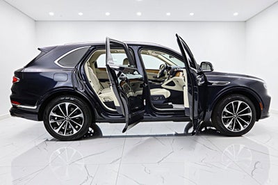 2023 Bentley Bentayga V8
