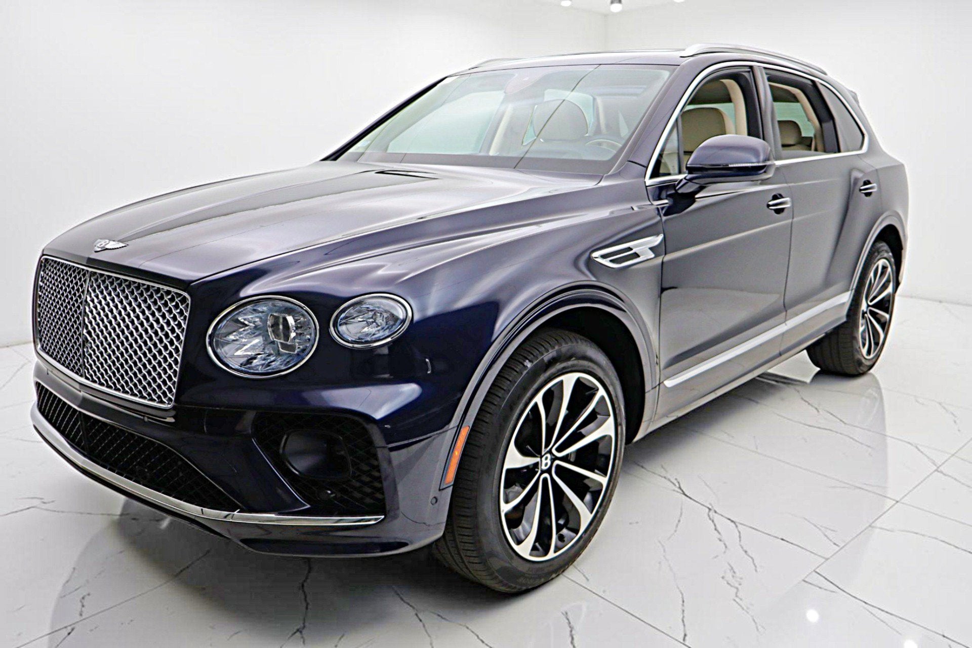 2023 Bentley Bentayga V8
