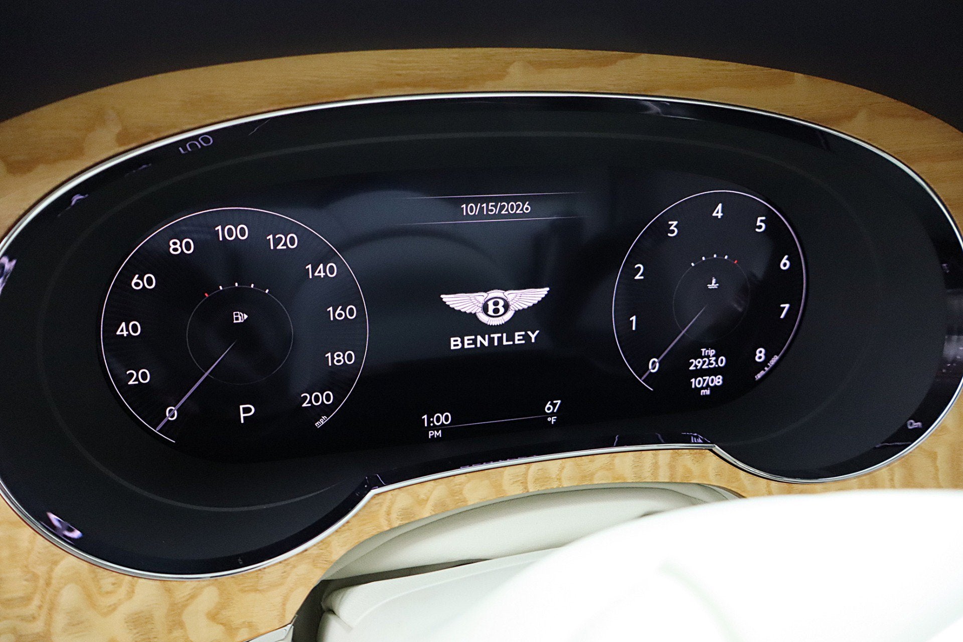 2023 Bentley Bentayga V8