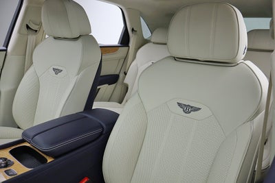 2023 Bentley Bentayga V8