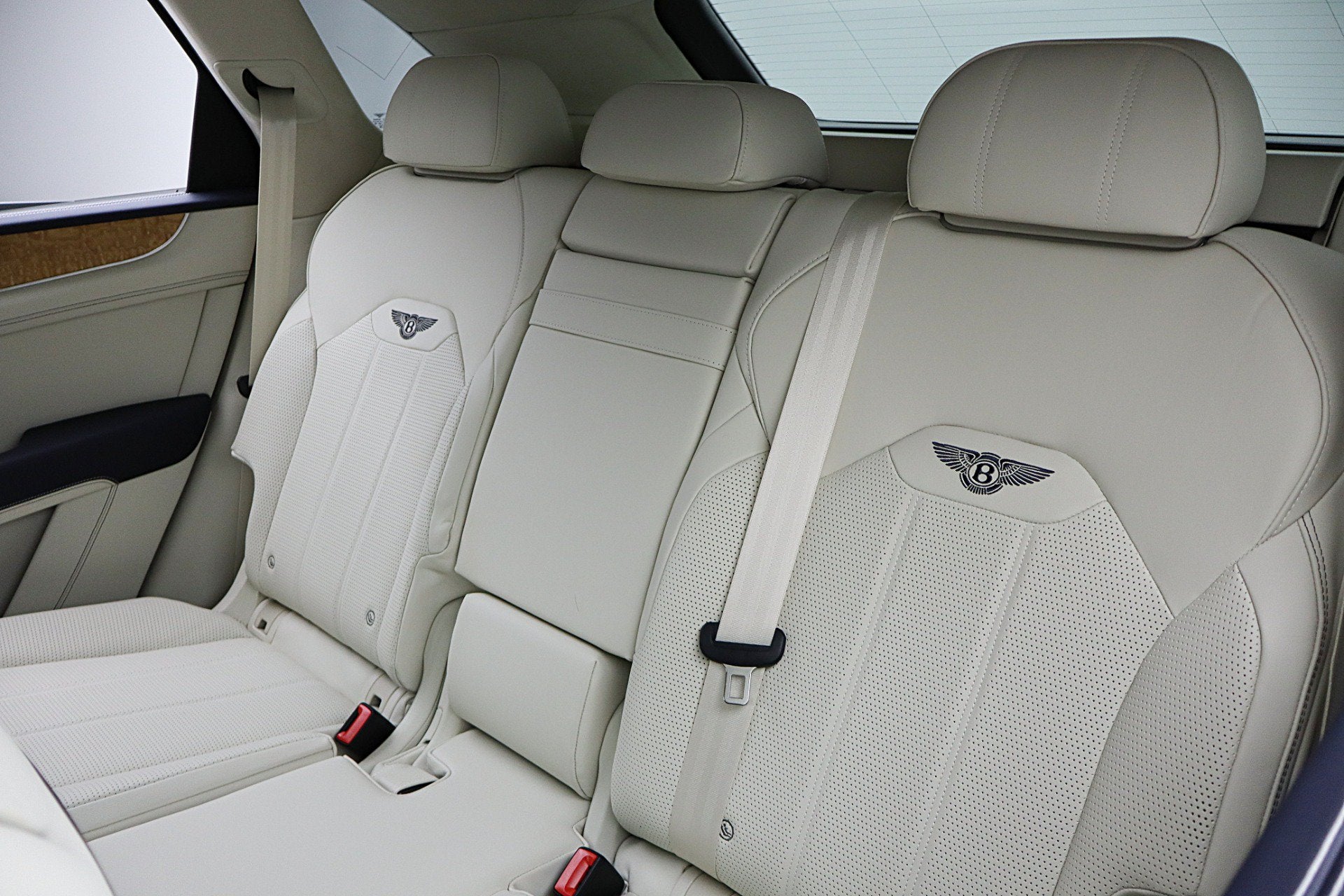 2023 Bentley Bentayga V8