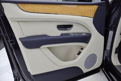 2023 Bentley Bentayga V8