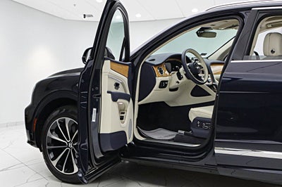 2023 Bentley Bentayga V8