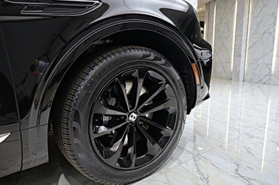 2025 Bentley Bentayga V8/LEASE OPTIONS AVAILABLE