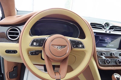 2024 Bentley Bentayga V8/LEASE OPTIONS AVAILABLE