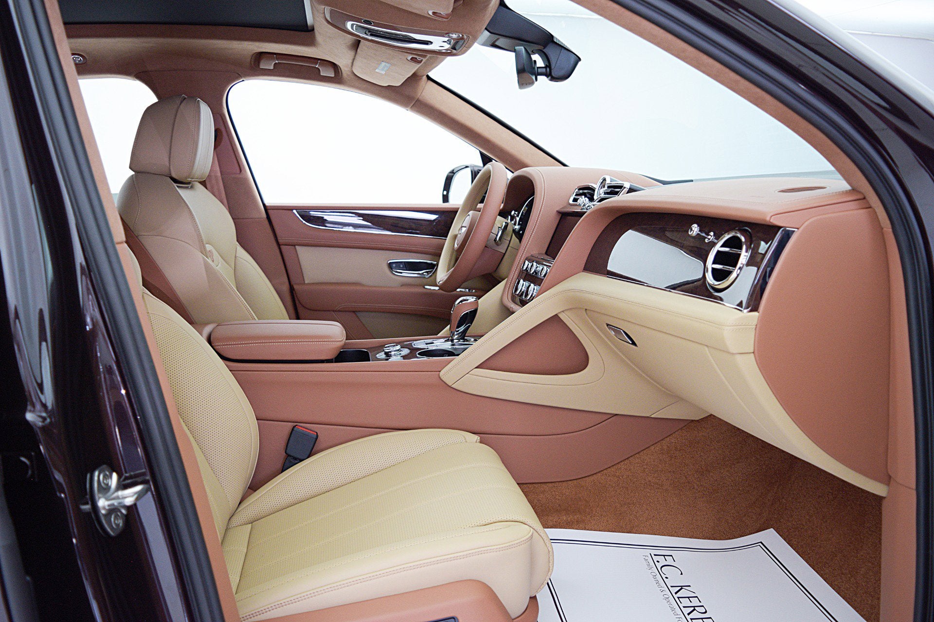 2024 Bentley Bentayga V8/LEASE OPTIONS AVAILABLE