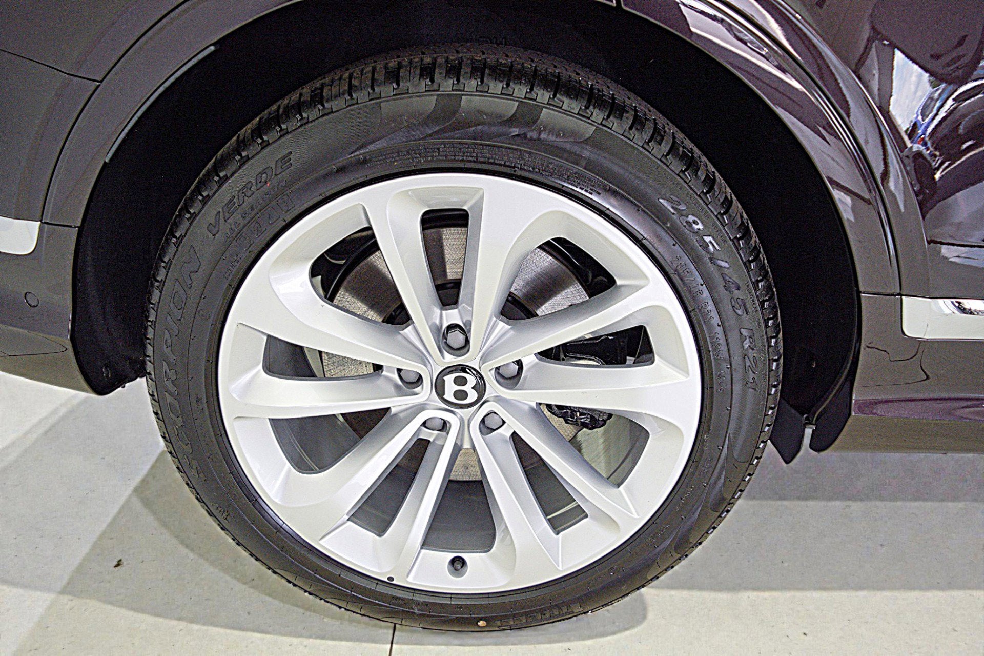 2024 Bentley Bentayga V8/LEASE OPTIONS AVAILABLE