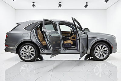2025 Bentley Bentayga Azure V8/LEASE OPTIONS AVAILABLE