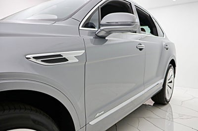 2025 Bentley Bentayga Azure V8/LEASE OPTIONS AVAILABLE