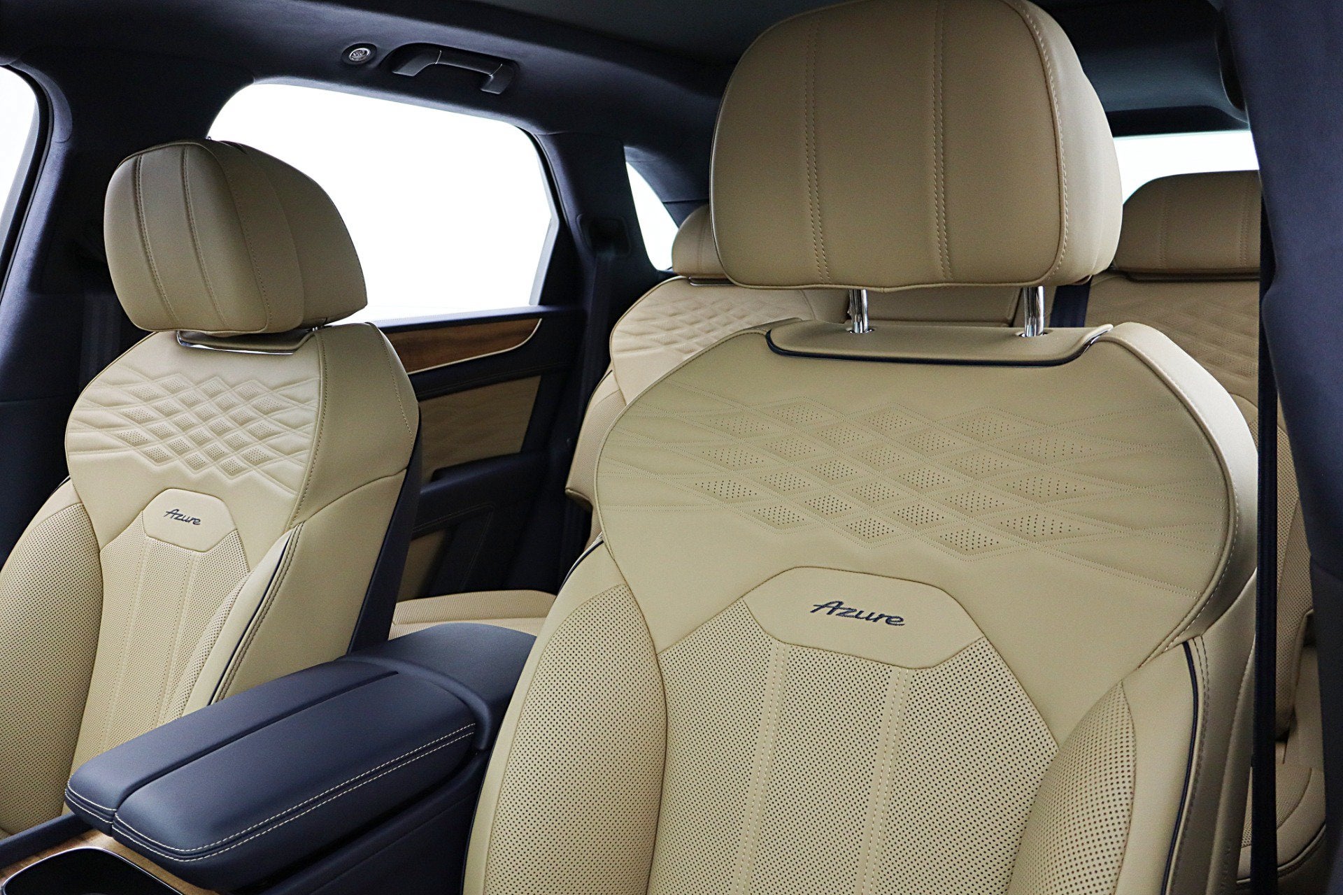 2025 Bentley Bentayga Azure V8/LEASE OPTIONS AVAILABLE