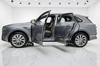 2025 Bentley Bentayga Azure V8/LEASE OPTIONS AVAILABLE
