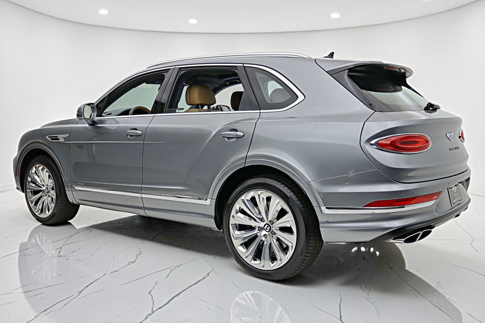 2025 Bentley Bentayga Azure V8/LEASE OPTIONS AVAILABLE
