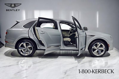 2024 Bentley Bentayga EWB Azure V8/LEASE OPTIONS AVAILABLE