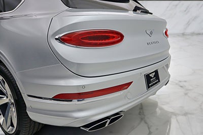2024 Bentley Bentayga EWB Azure V8/LEASE OPTIONS AVAILABLE