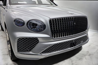 2024 Bentley Bentayga EWB Azure V8/LEASE OPTIONS AVAILABLE
