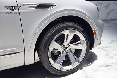 2024 Bentley Bentayga EWB Azure V8/LEASE OPTIONS AVAILABLE