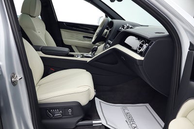 2024 Bentley Bentayga EWB Azure V8/LEASE OPTIONS AVAILABLE