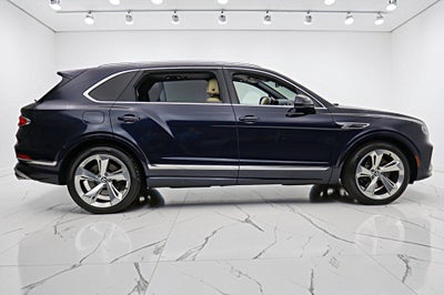 2023 Bentley Bentayga EWB V8