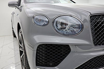 2024 Bentley Bentayga EWB V8/LEASE OPTIONS AVAILABLE