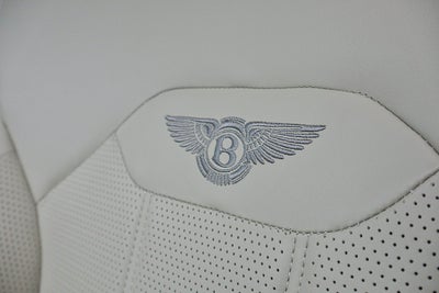 2024 Bentley Bentayga EWB V8/LEASE OPTIONS AVAILABLE