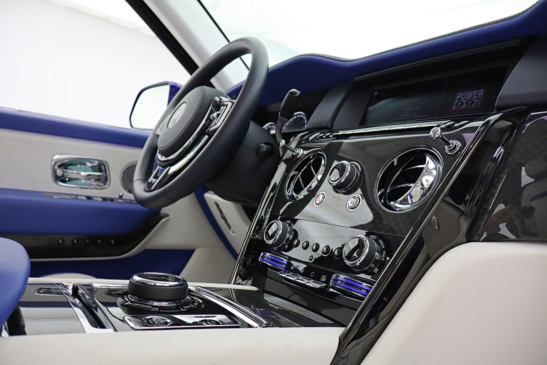 2023 Rolls-Royce Black Badge Cullinan