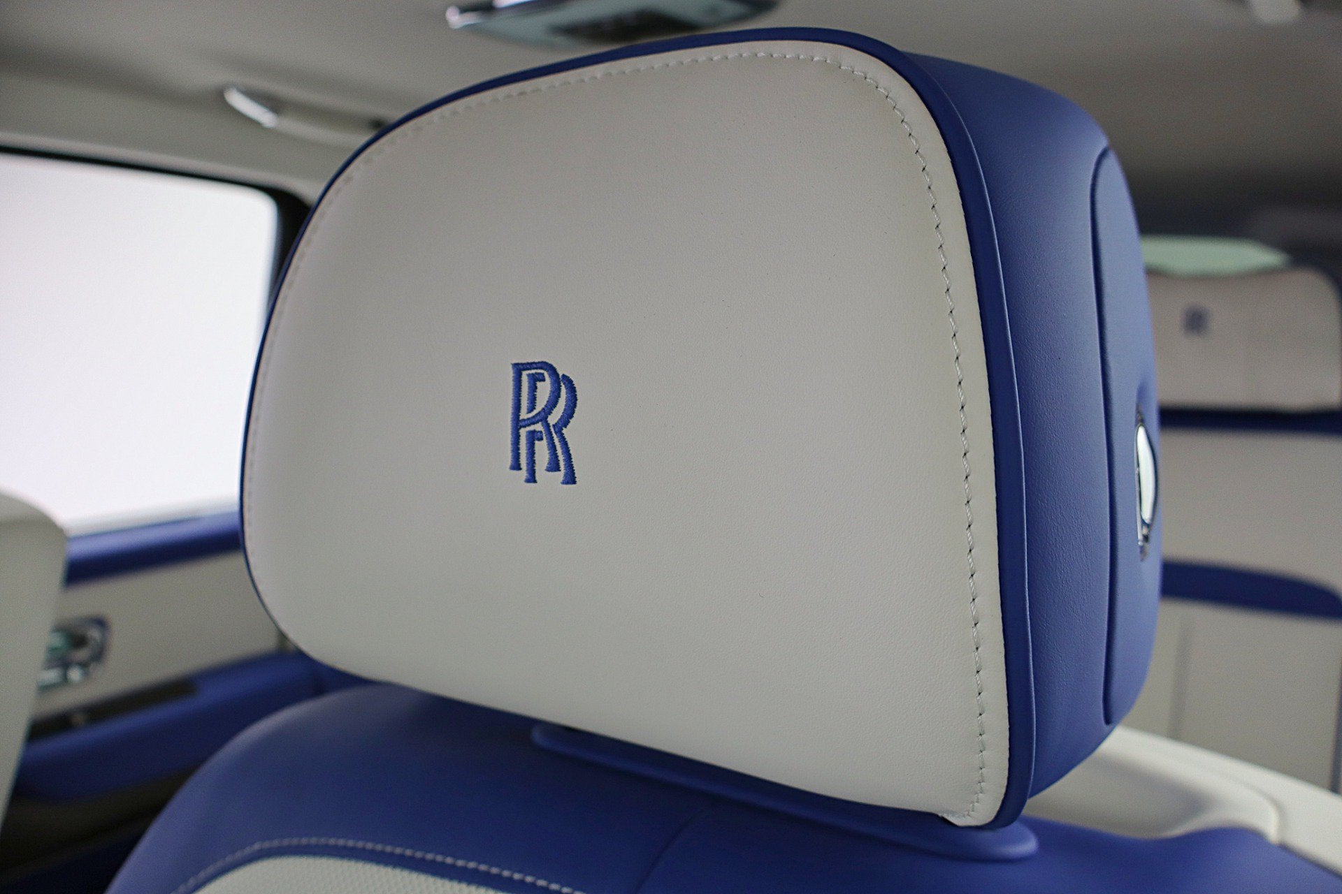 2023 Rolls-Royce Black Badge Cullinan