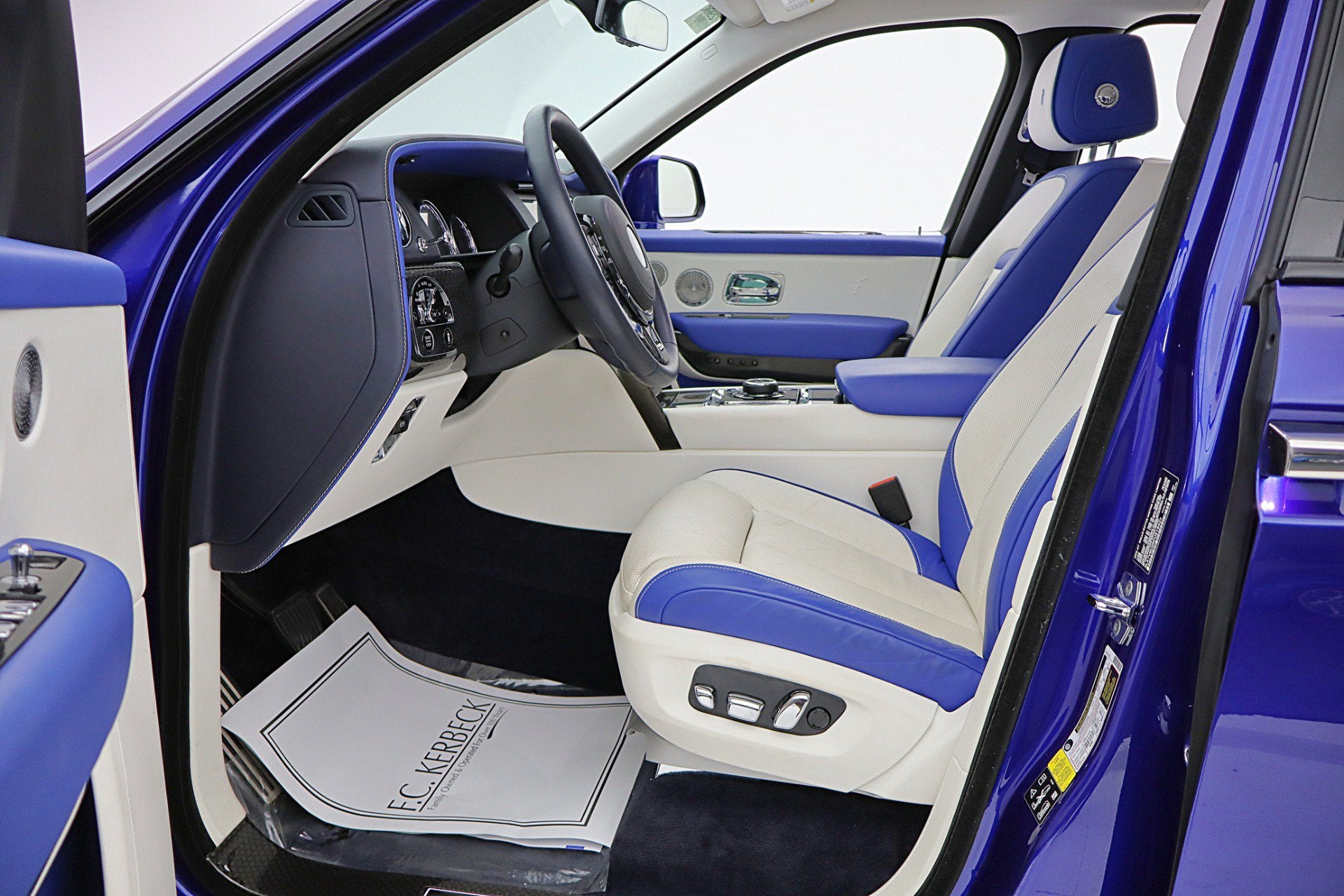 2023 Rolls-Royce Black Badge Cullinan