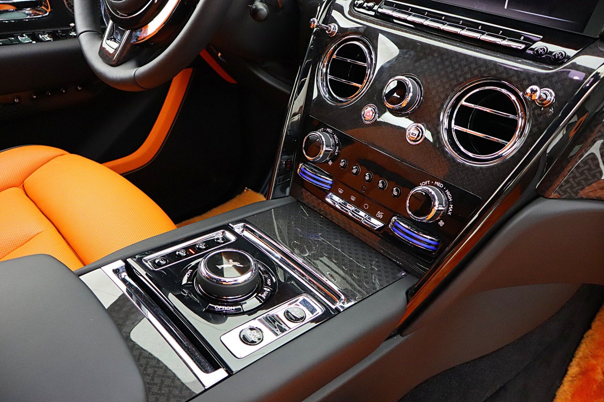 2023 Rolls-Royce Black Badge Cullinan